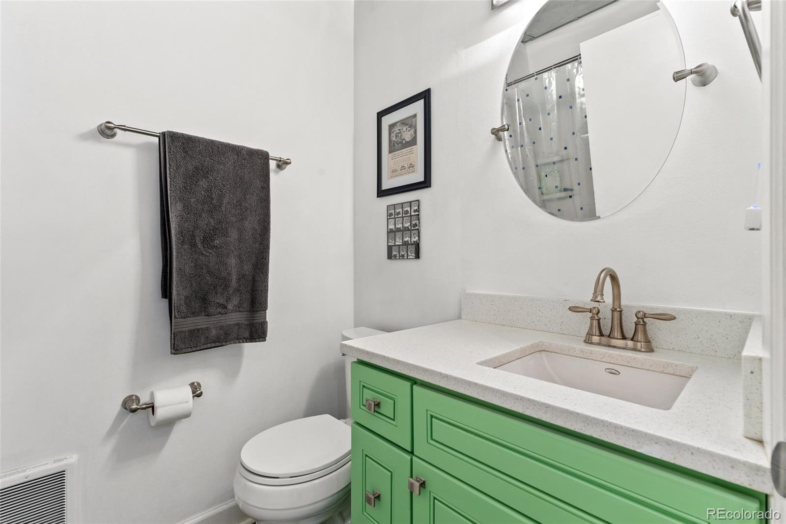290 W 12th Avenue Unit: 303