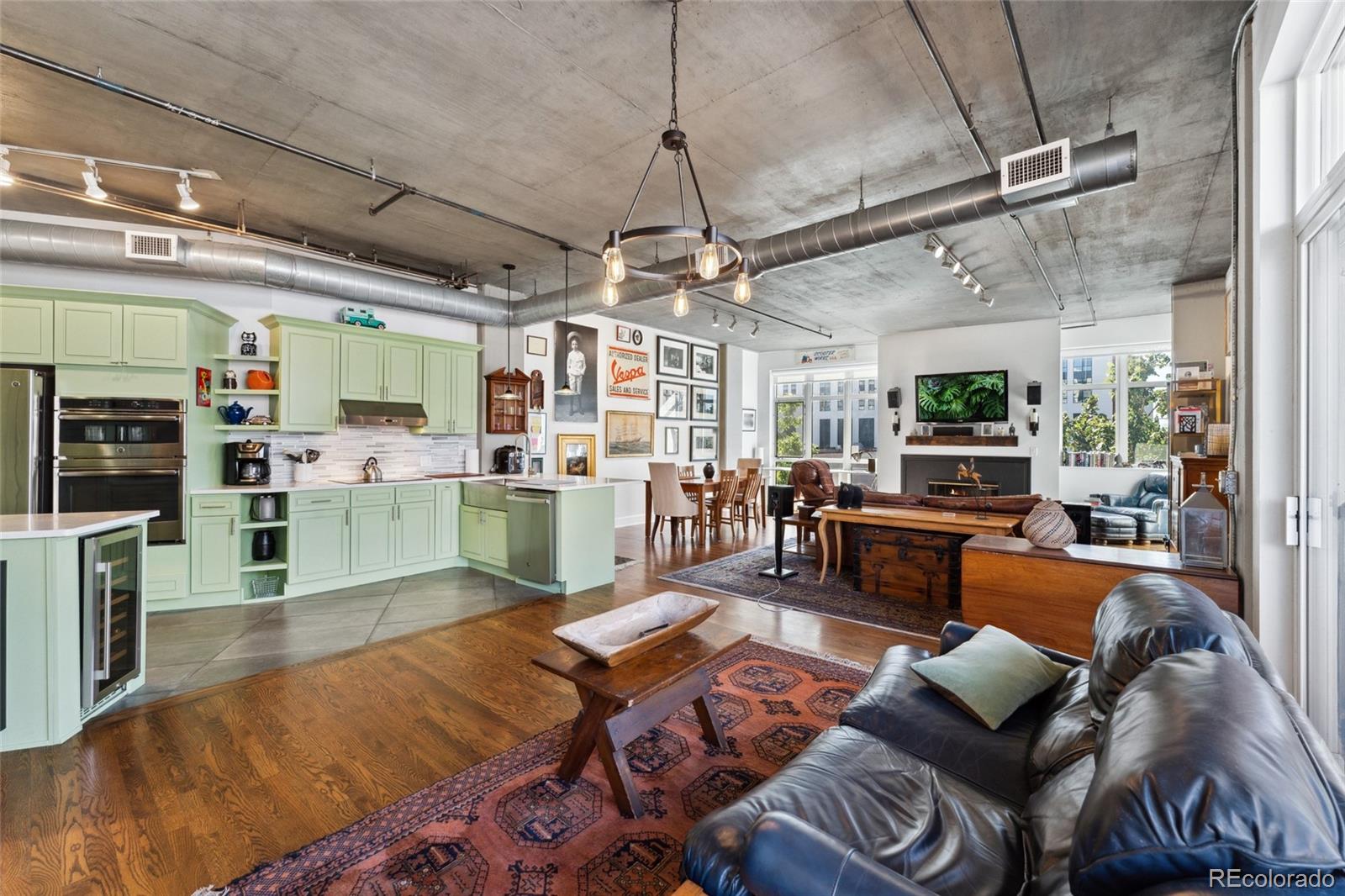 290 W 12th Avenue Unit: 303