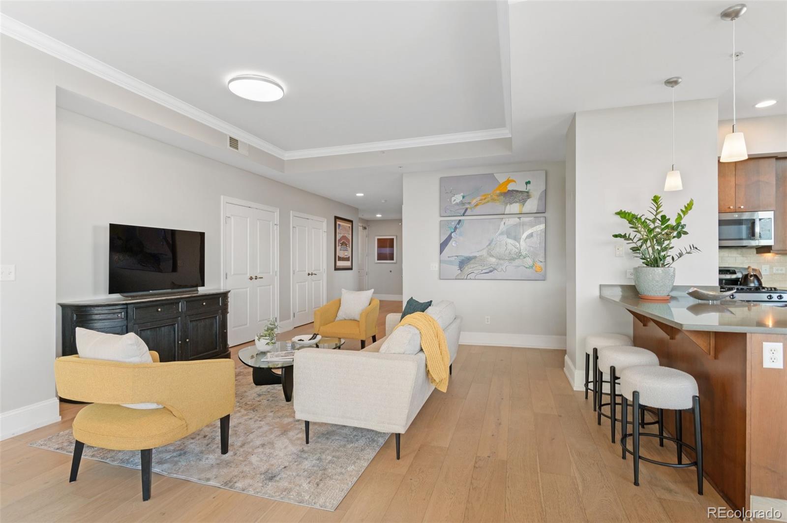 2001 Lincoln Street Unit: 1522