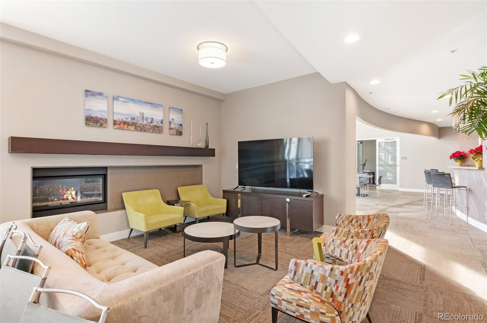 2001 Lincoln Street Unit: 1522