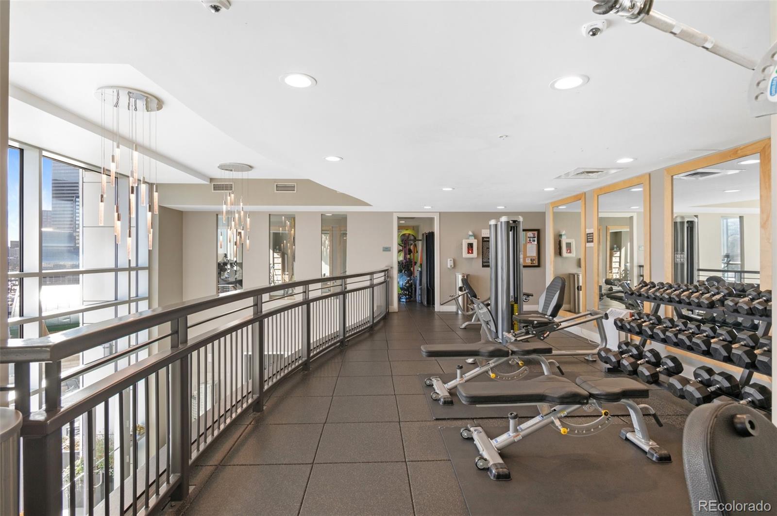 2001 Lincoln Street Unit: 1522