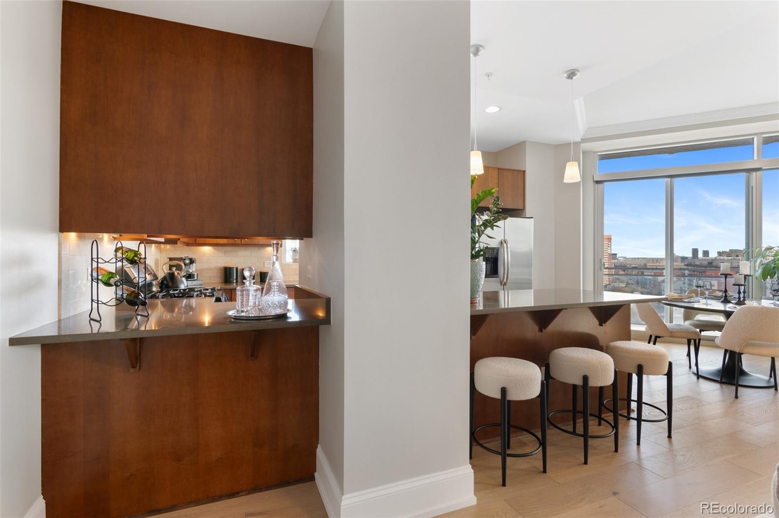 2001 Lincoln Street Unit: 1522