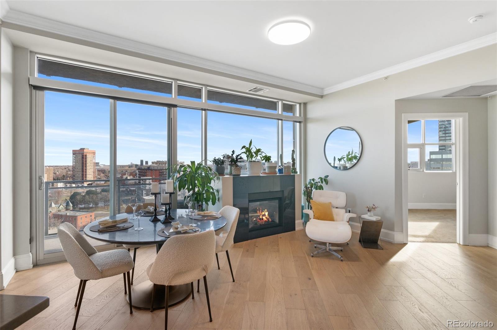 2001 Lincoln Street Unit: 1522