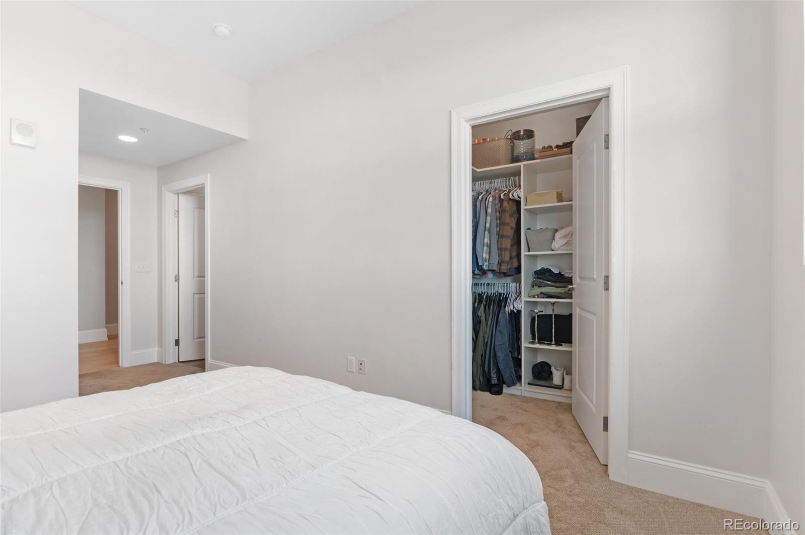 2001 Lincoln Street Unit: 1522