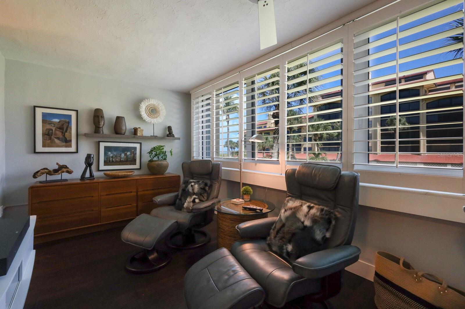 8750 MIDNIGHT PASS RD #103