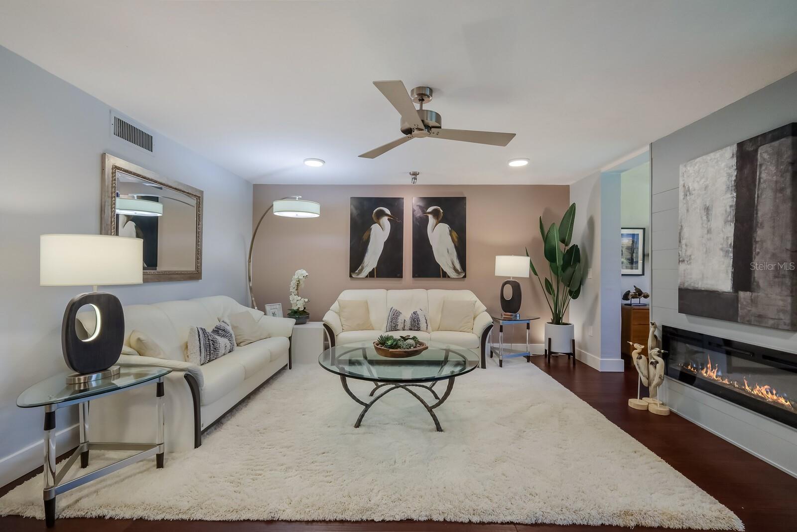 8750 MIDNIGHT PASS RD #103