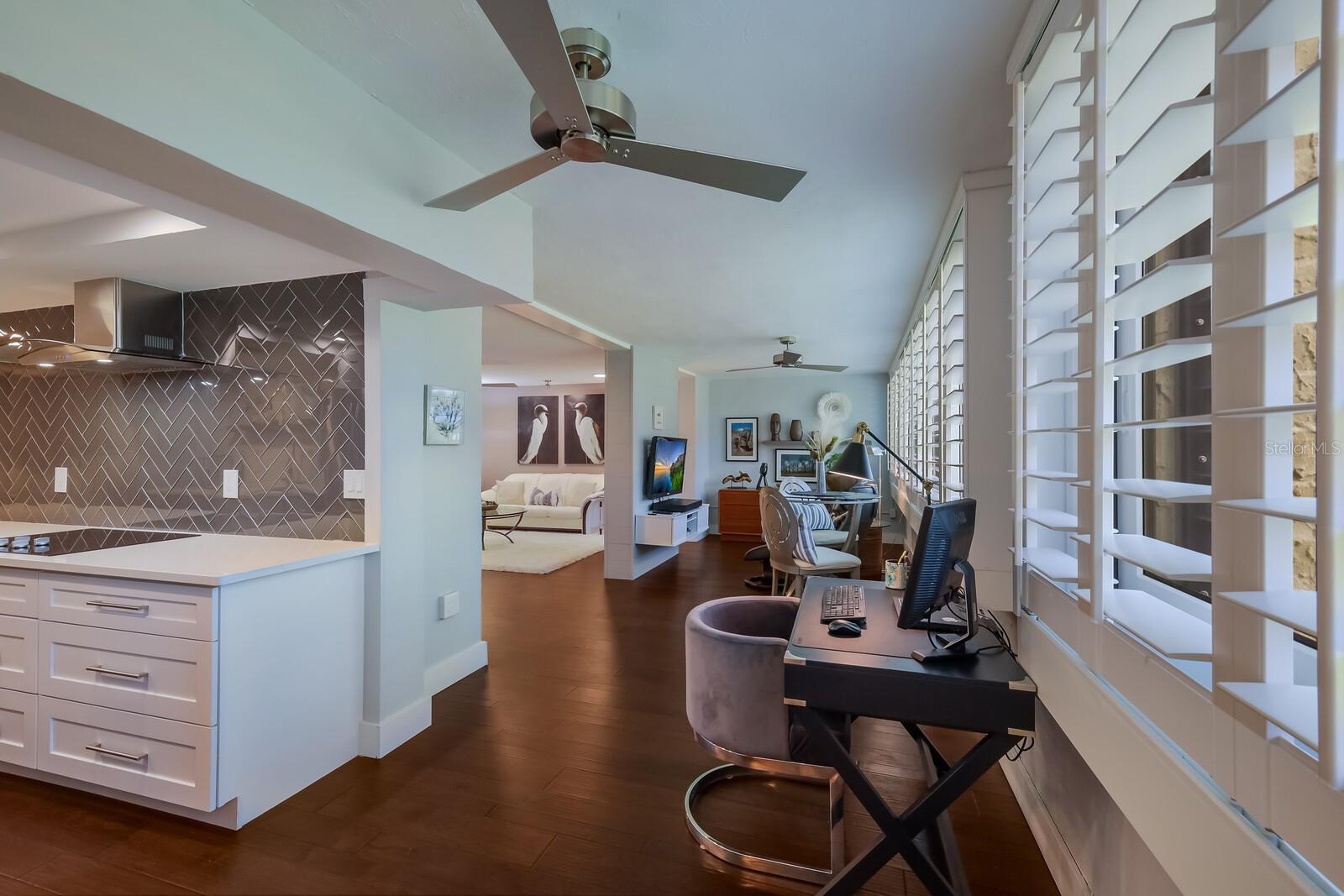 8750 MIDNIGHT PASS RD #103