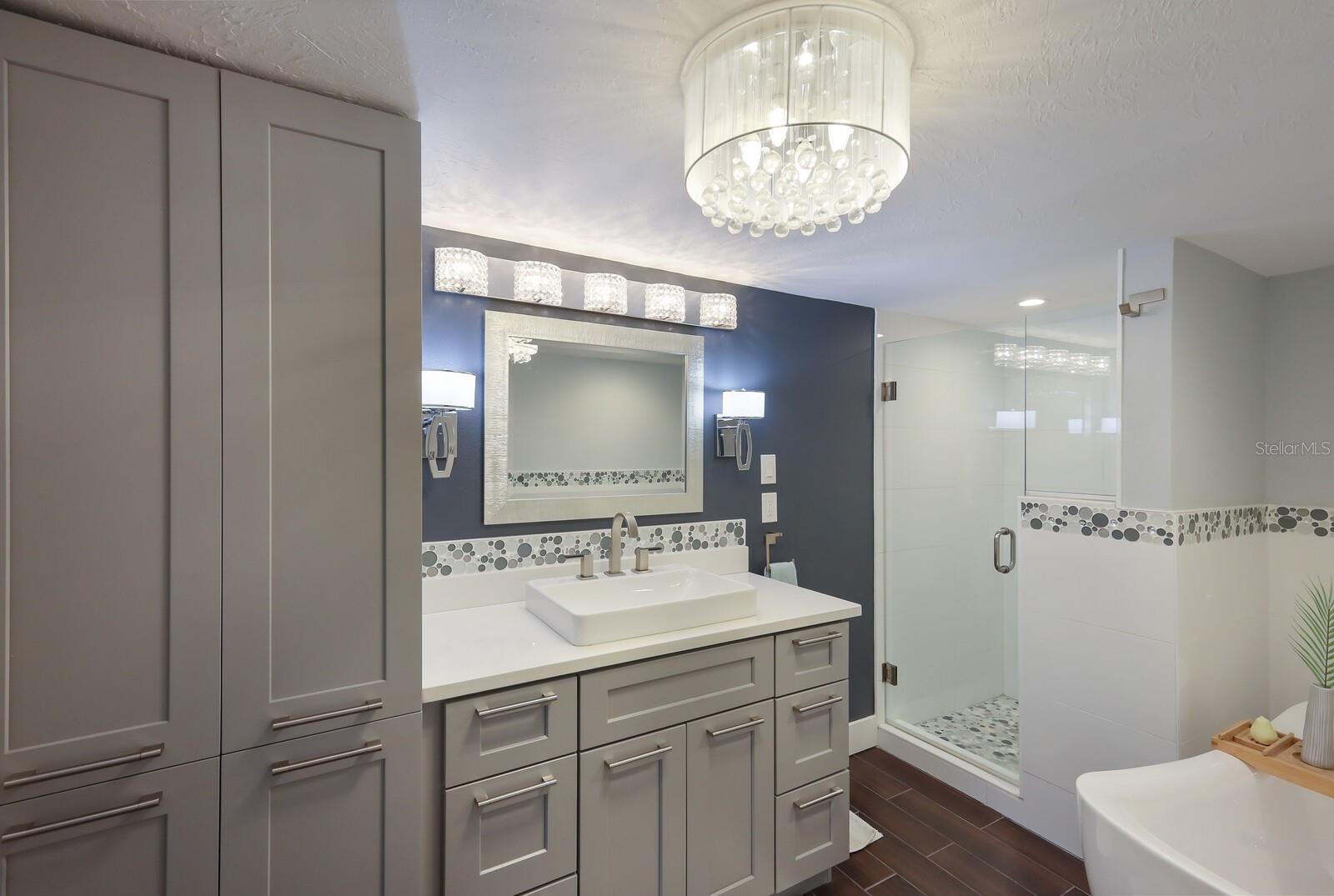 8750 MIDNIGHT PASS RD #103