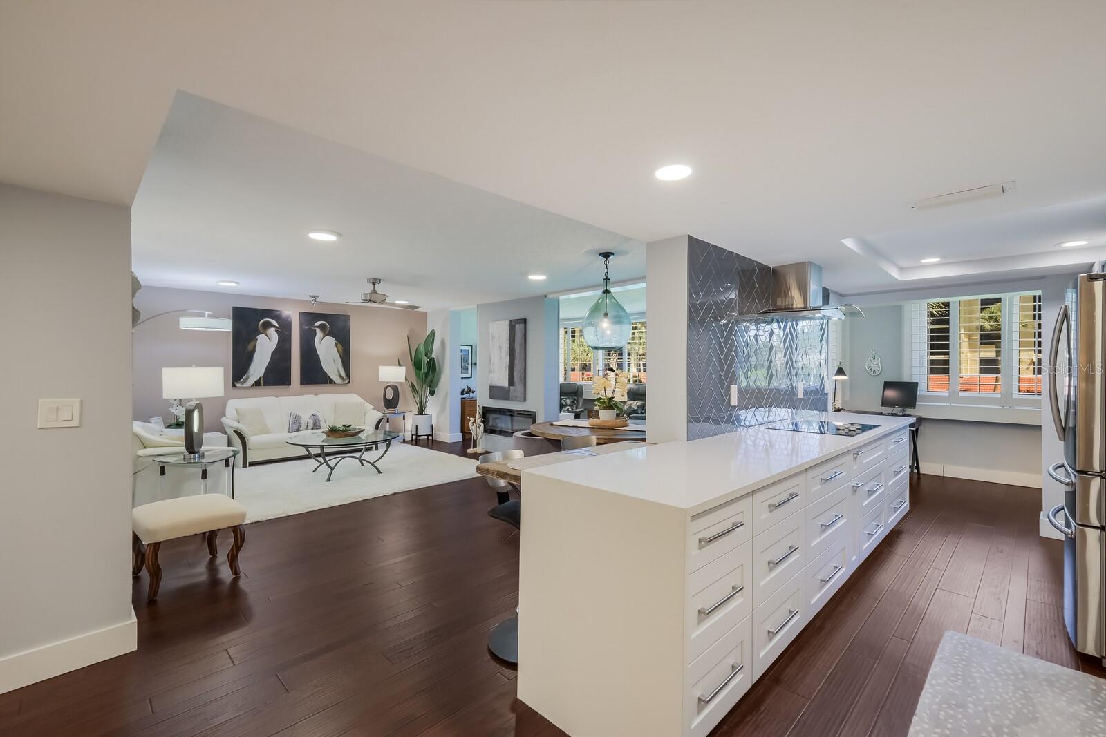 8750 MIDNIGHT PASS RD #103