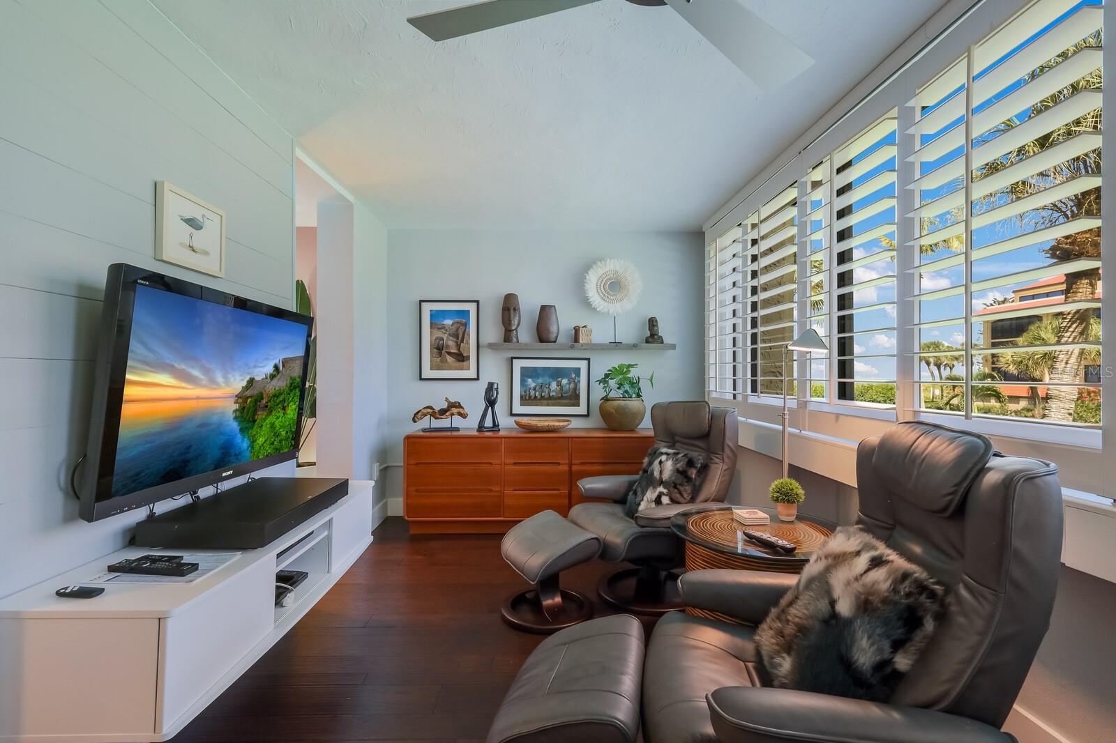 8750 MIDNIGHT PASS RD #103