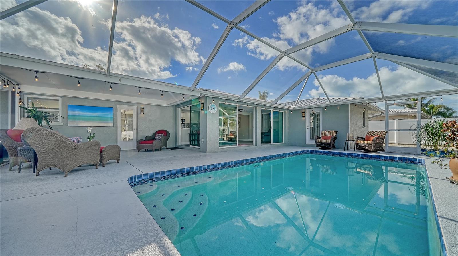 2513 CONSTITUTION BLVD