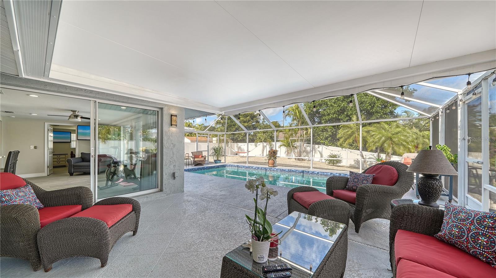 2513 CONSTITUTION BLVD