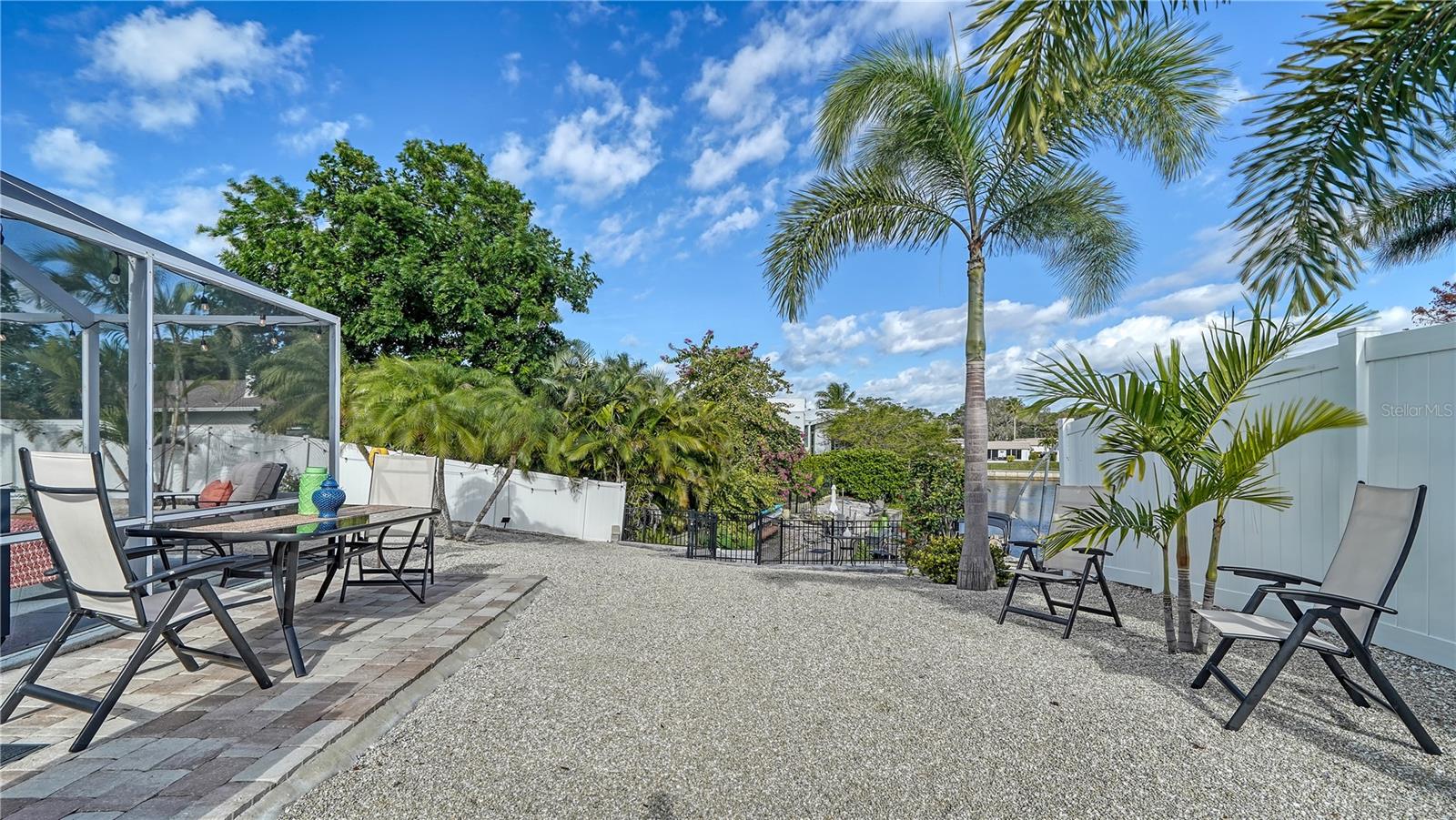 2513 CONSTITUTION BLVD