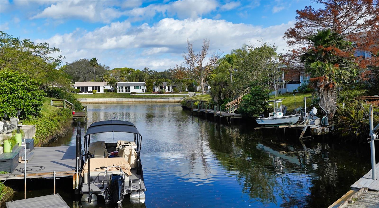 2513 CONSTITUTION BLVD