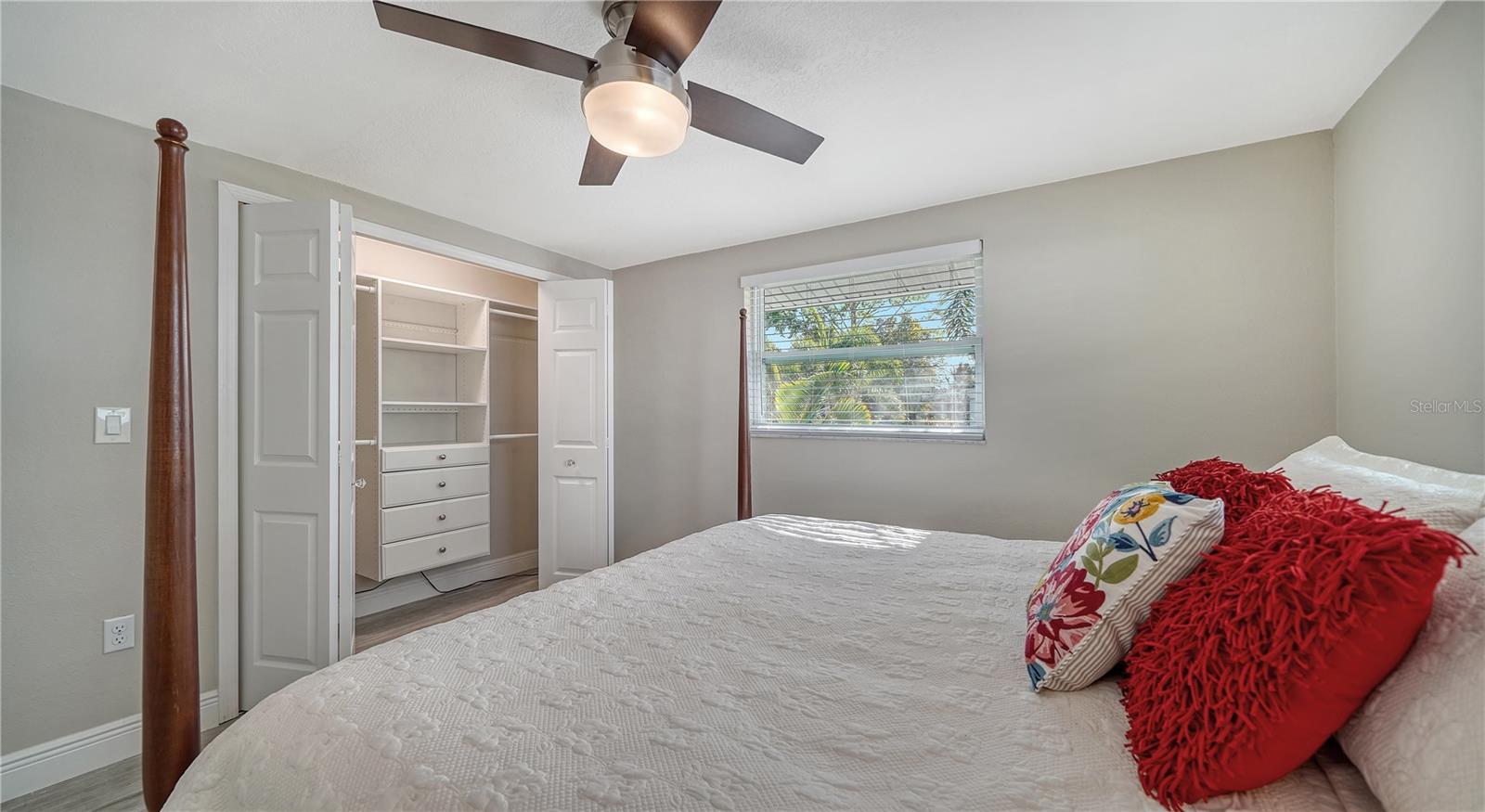 2513 CONSTITUTION BLVD