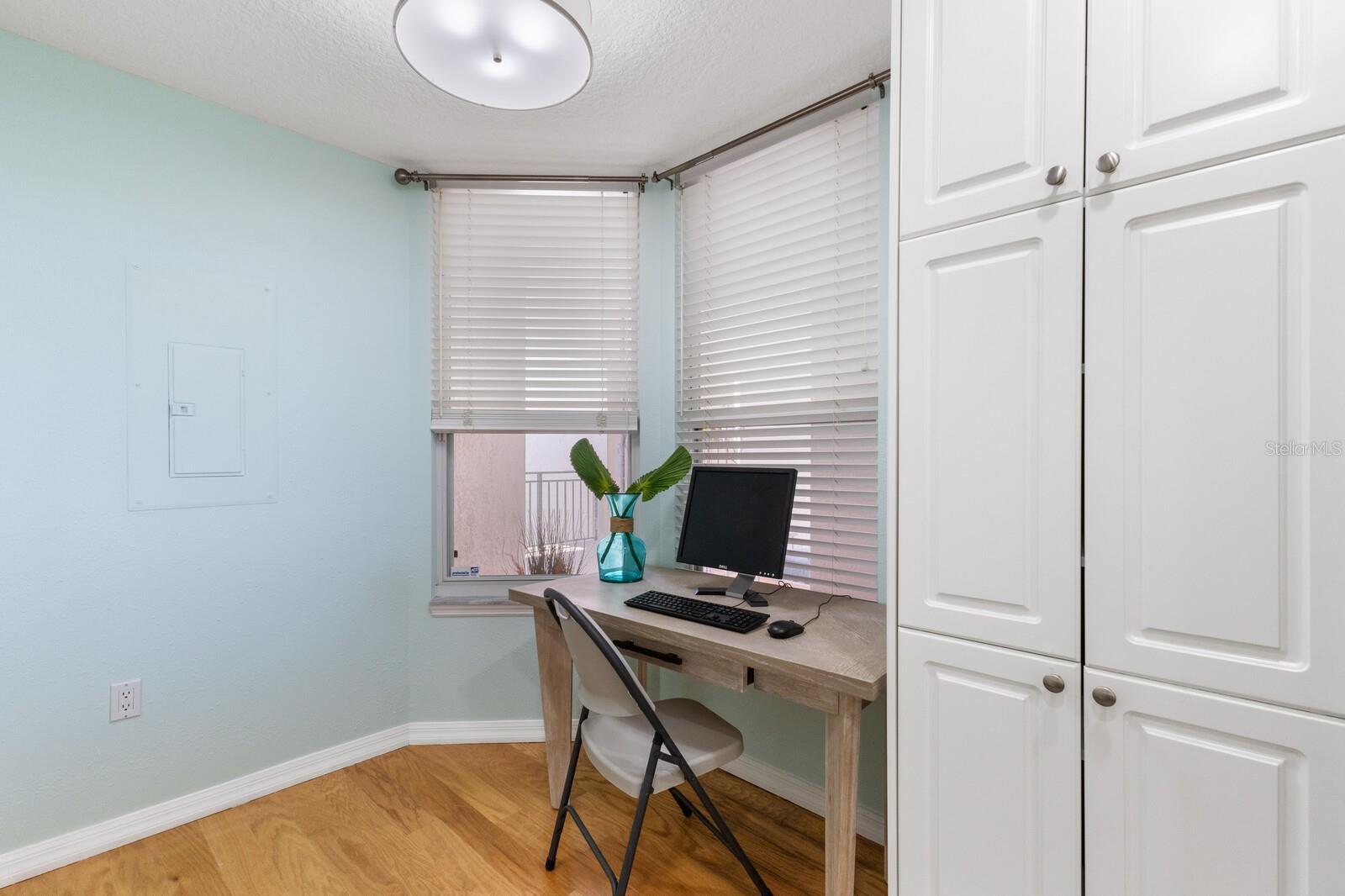 5420 EAGLES POINT CIR #304