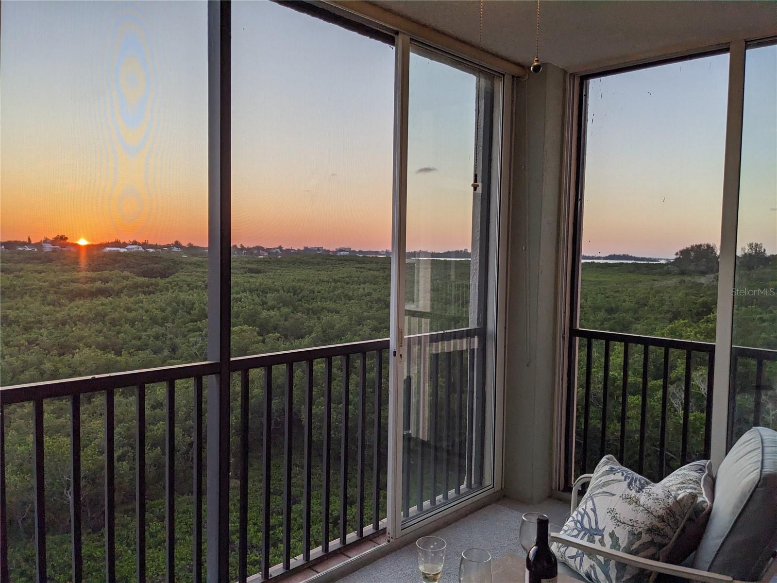 5420 EAGLES POINT CIR #304