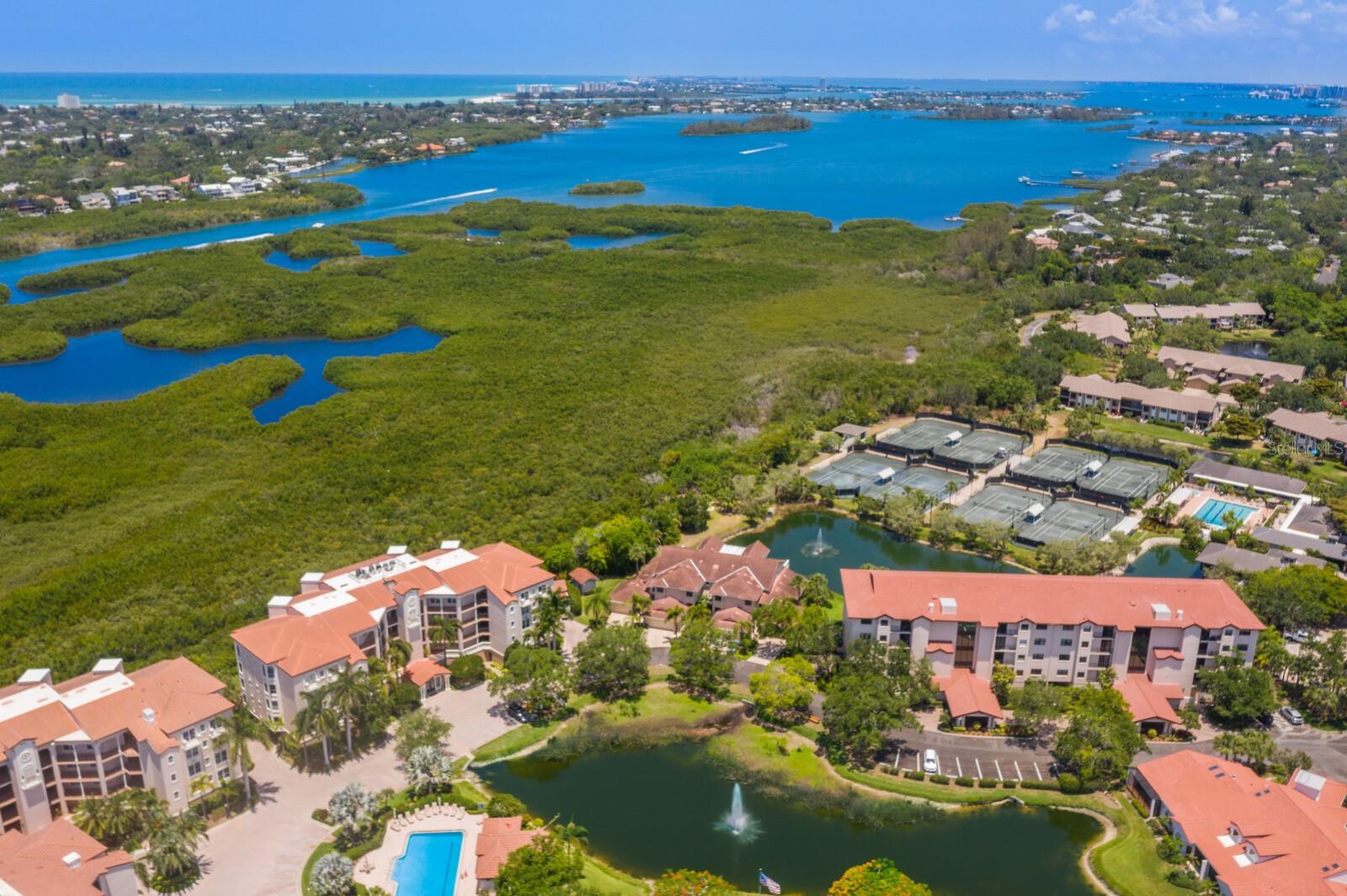 5420 EAGLES POINT CIR #304