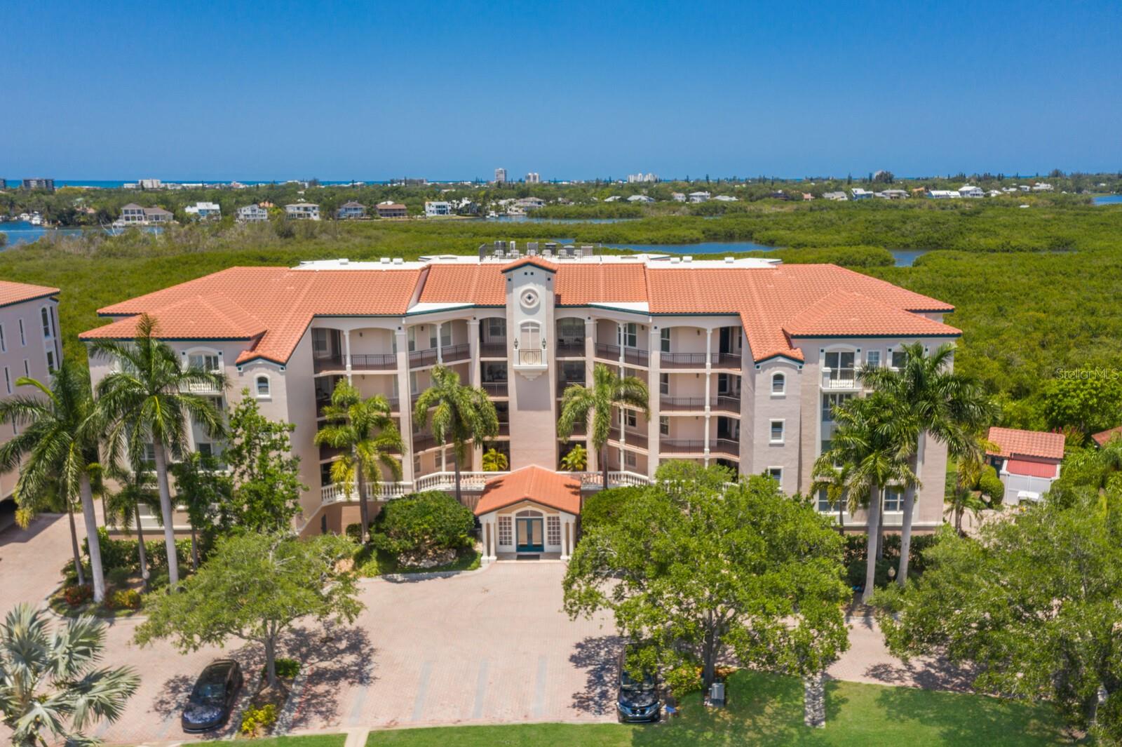 5420 EAGLES POINT CIR #304