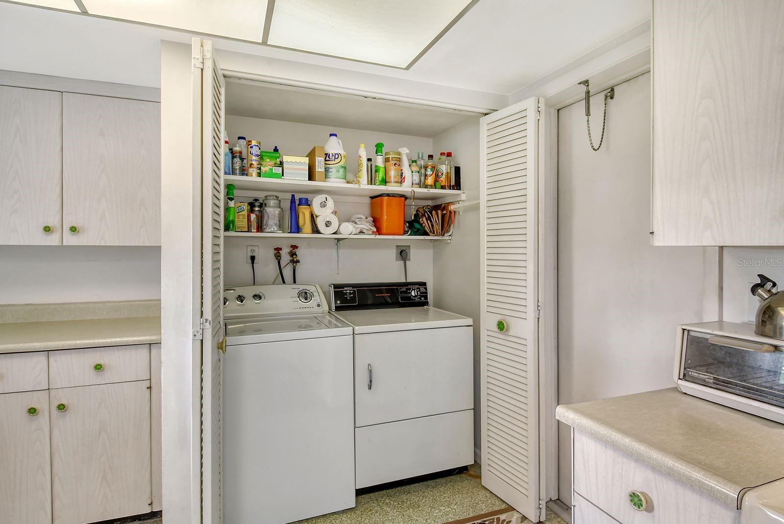 3267 SUFFOLK LN #519