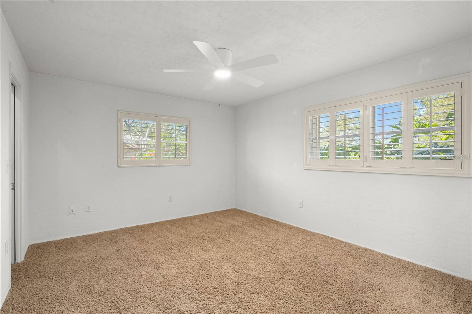 3328 DARTMOUTH LN #1012