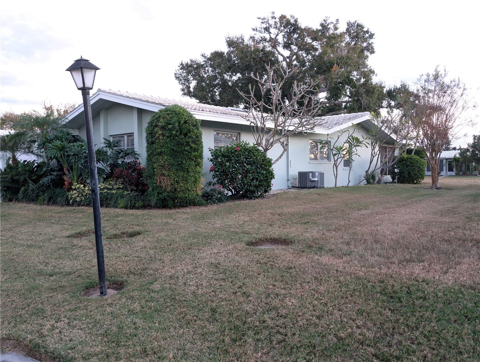 3328 DARTMOUTH LN #1012