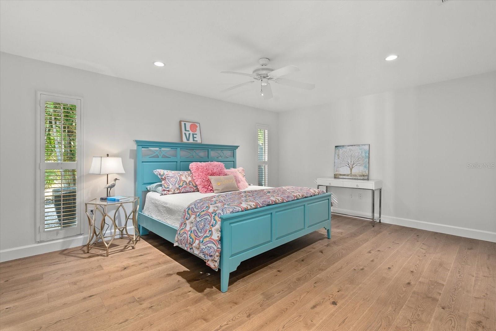 813 IDLEWILD WAY