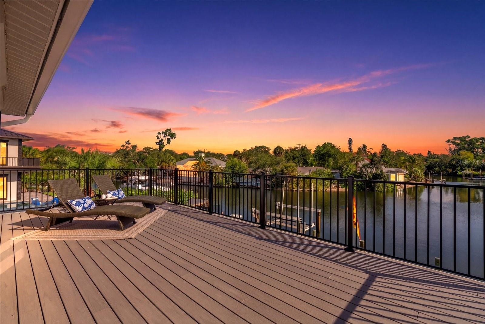 813 IDLEWILD WAY