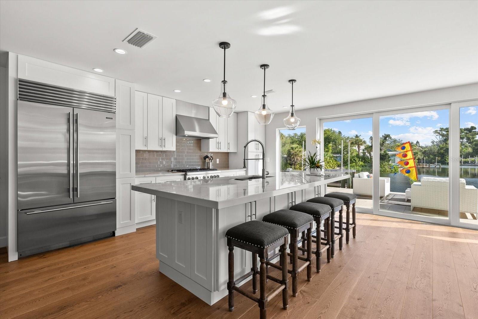 813 IDLEWILD WAY