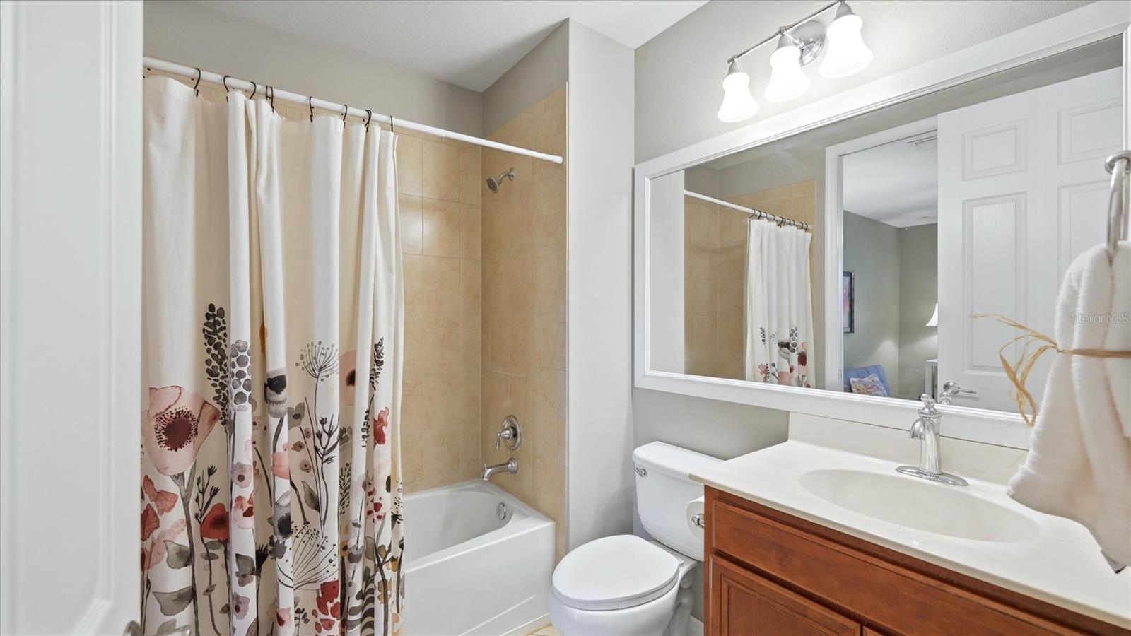 1585 DORGALI DR