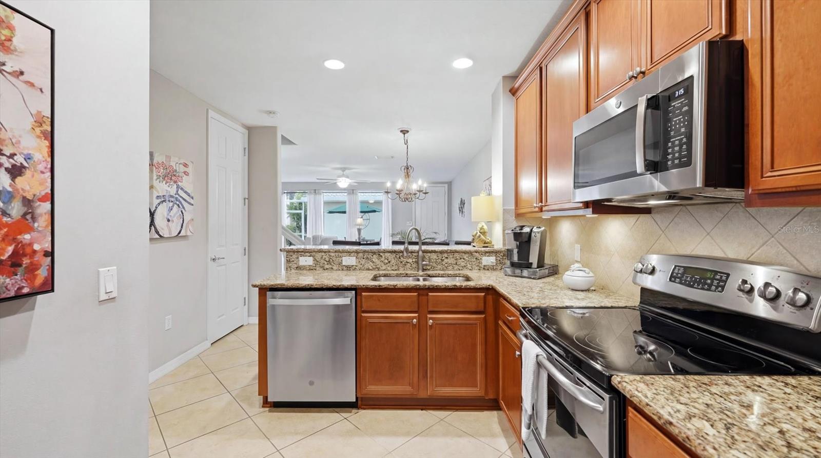 1585 DORGALI DR