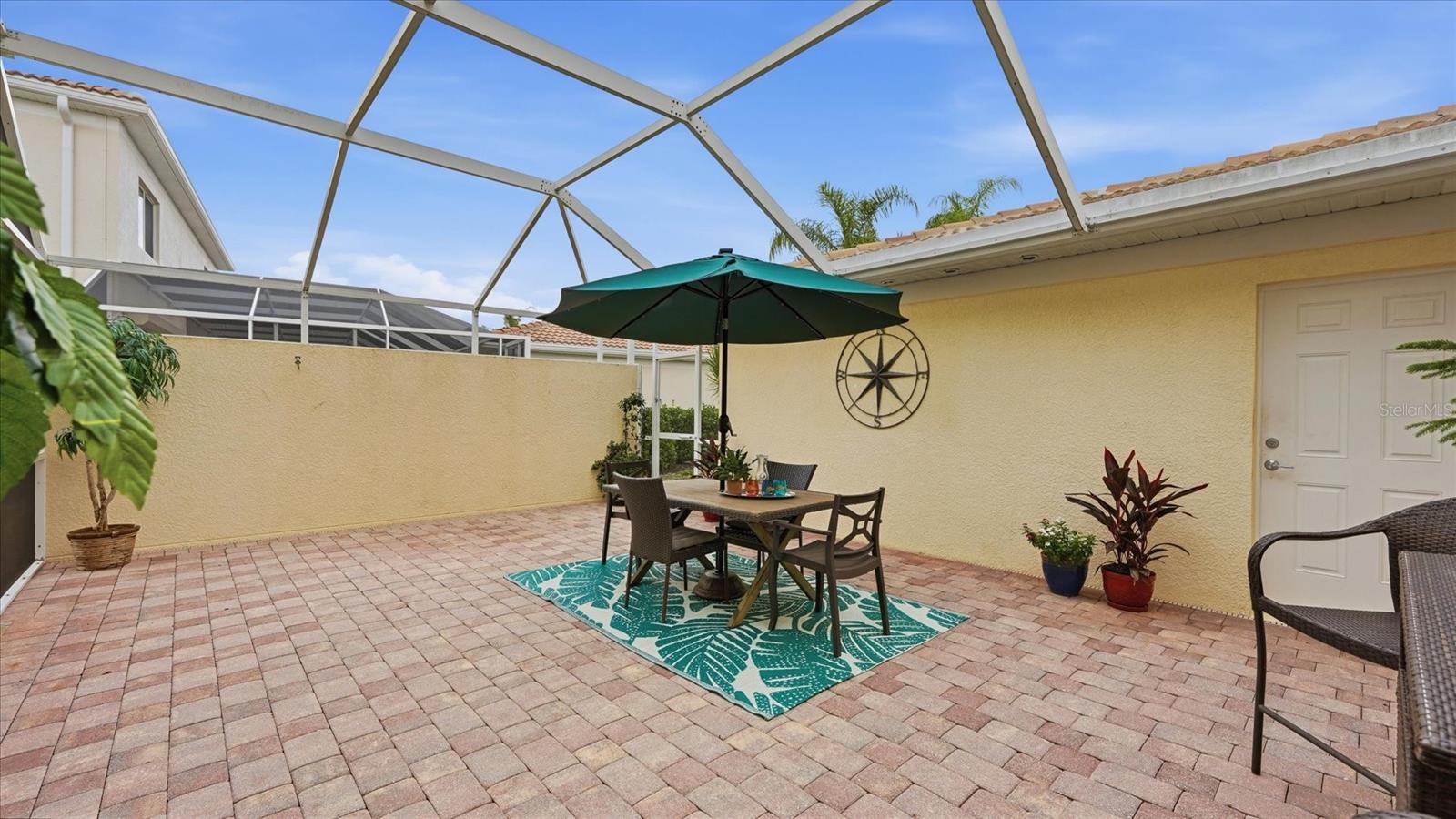1585 DORGALI DR