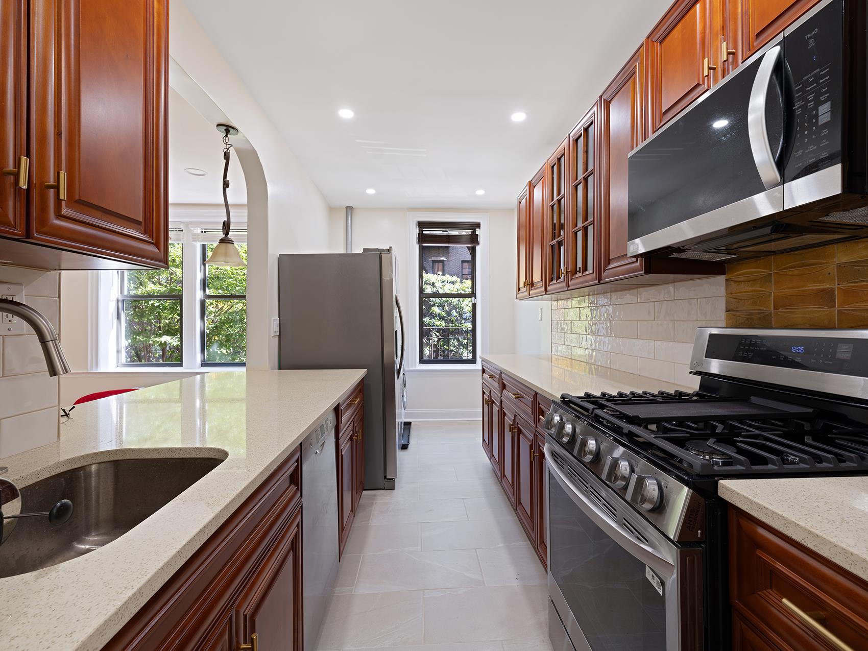 446 Kingston Avenue B-32