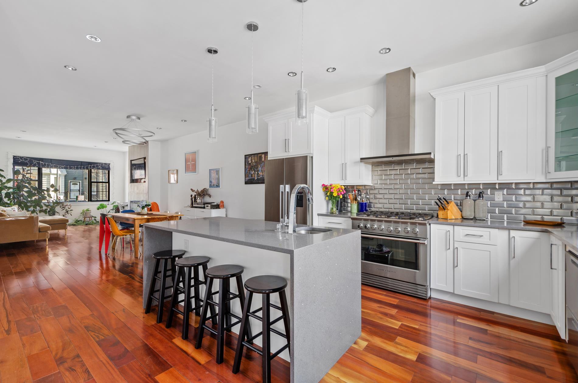 1127 Decatur Street
