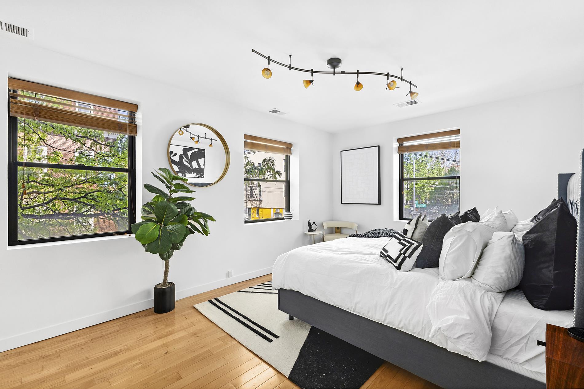 364 Manhattan Avenue 1-G East Williamsburg