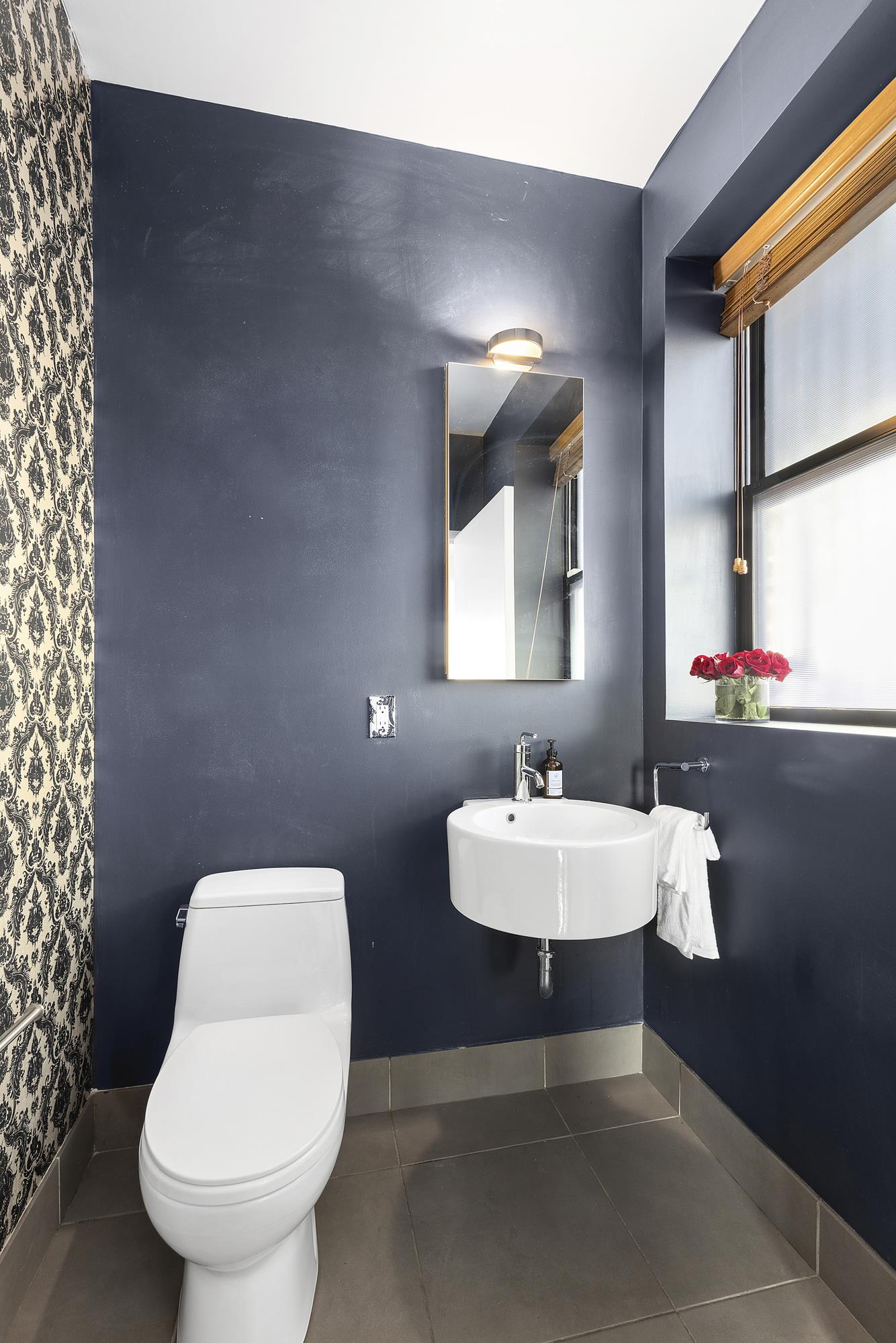 364 Manhattan Avenue 1-G East Williamsburg