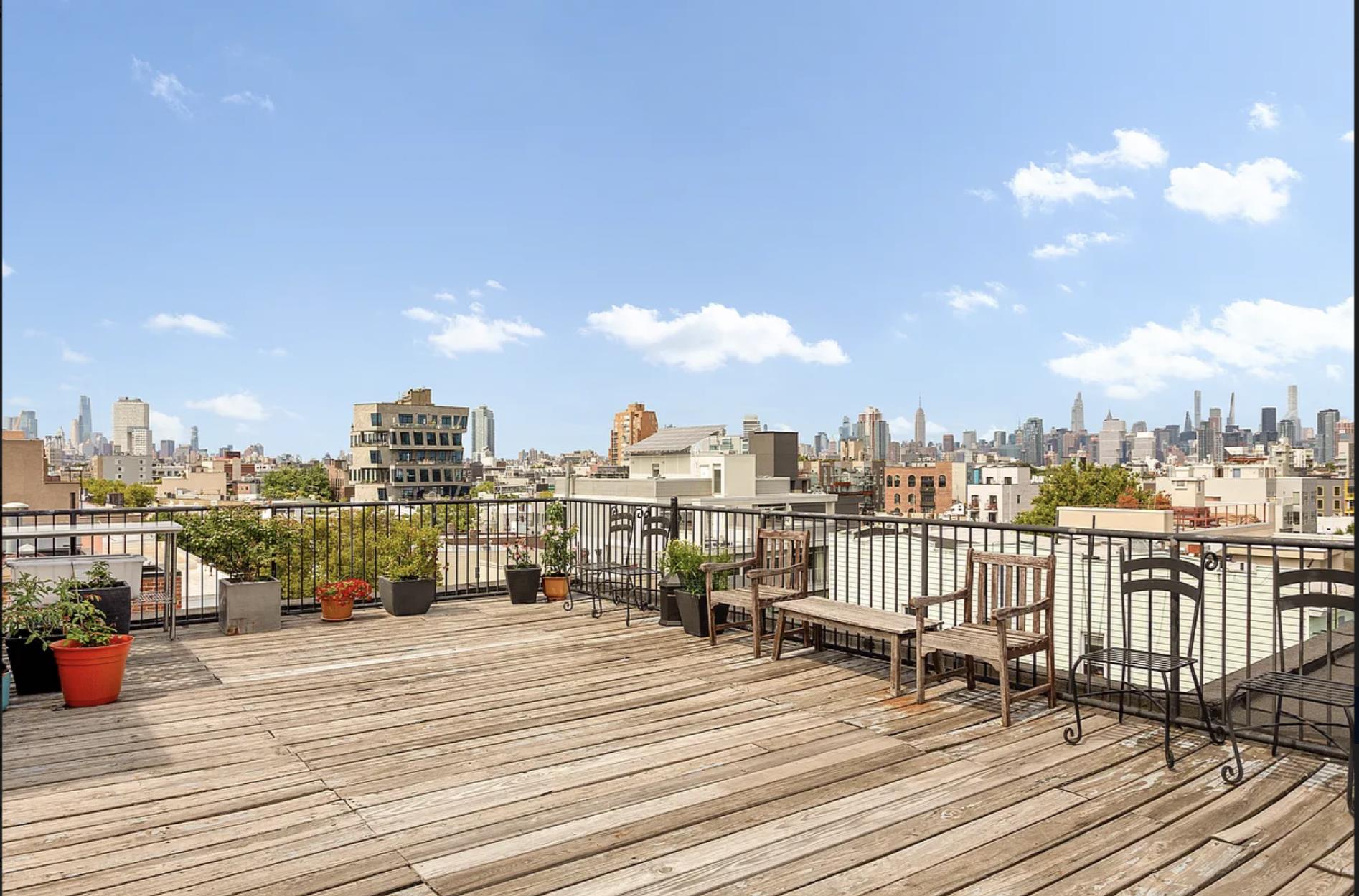 364 Manhattan Avenue 1-G East Williamsburg