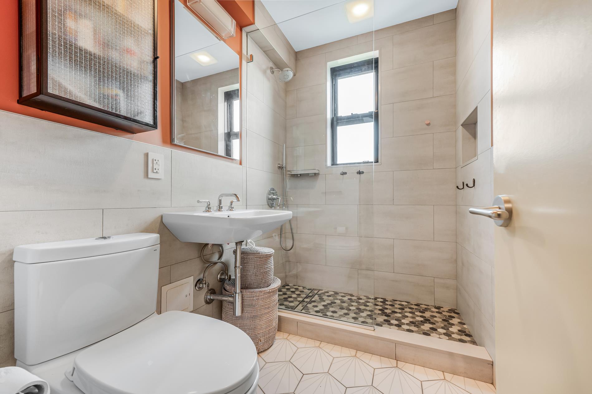 425 E 26th Street 5B