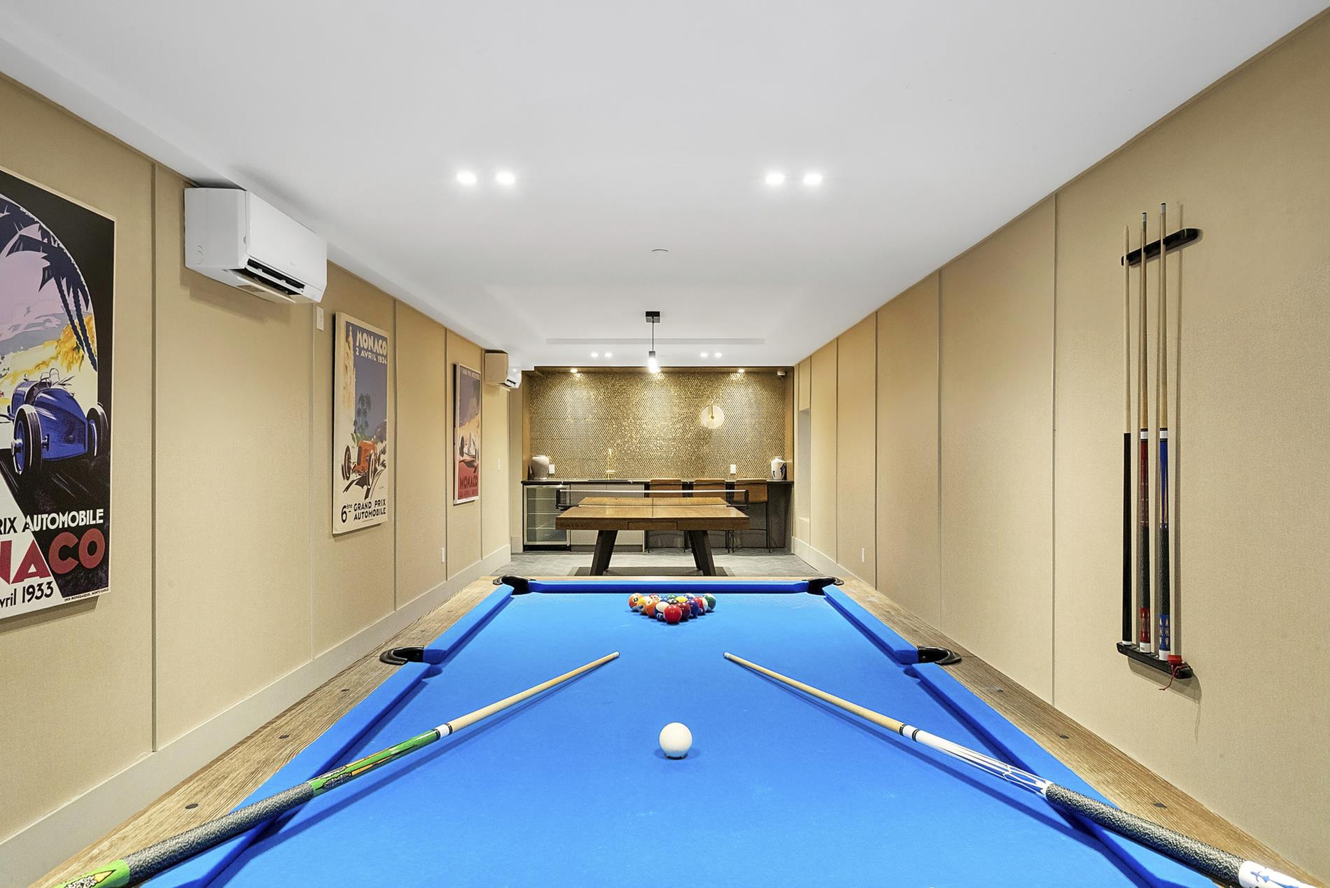 370 Lenox Avenue 203