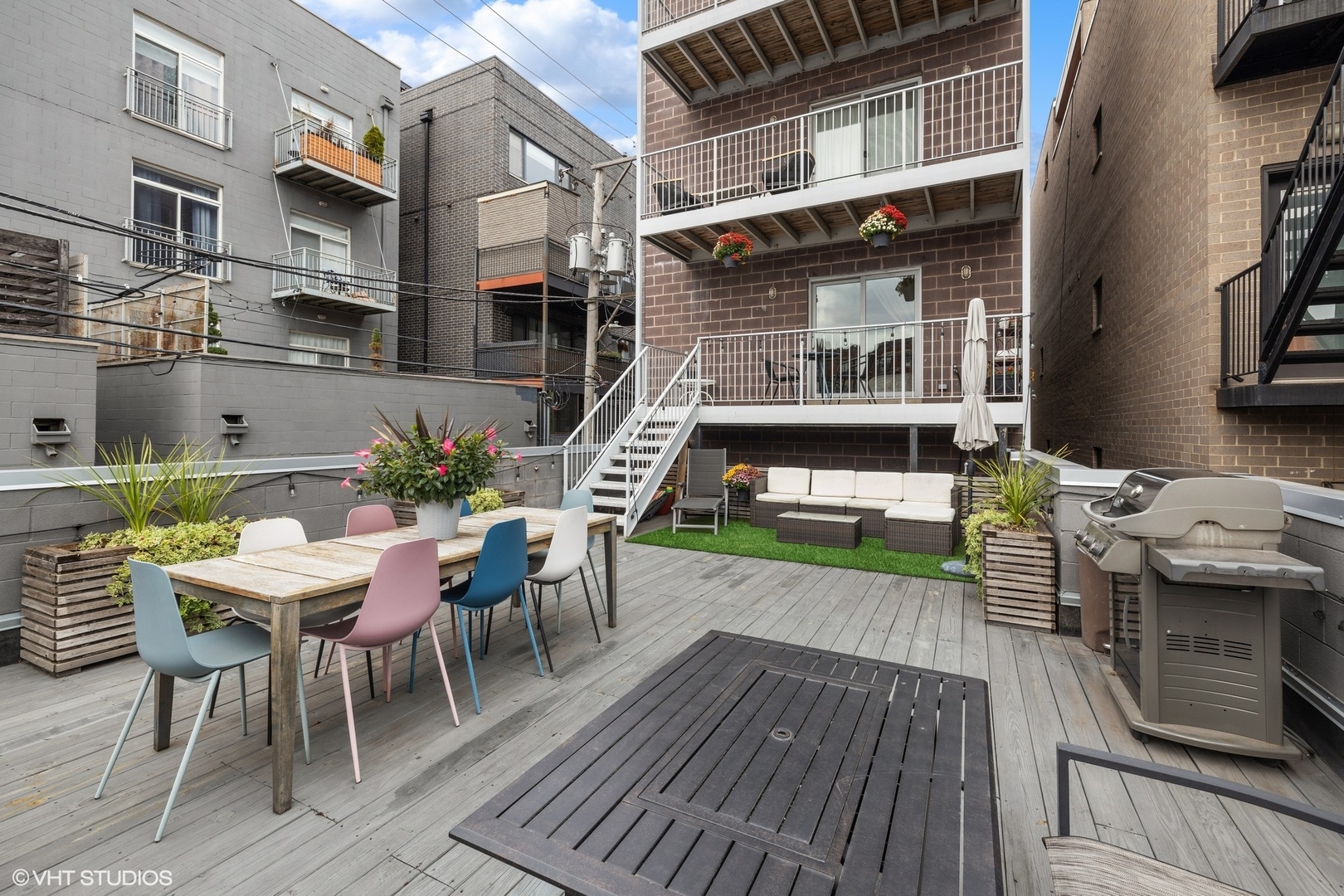 1545 W Fry Street Unit: 2