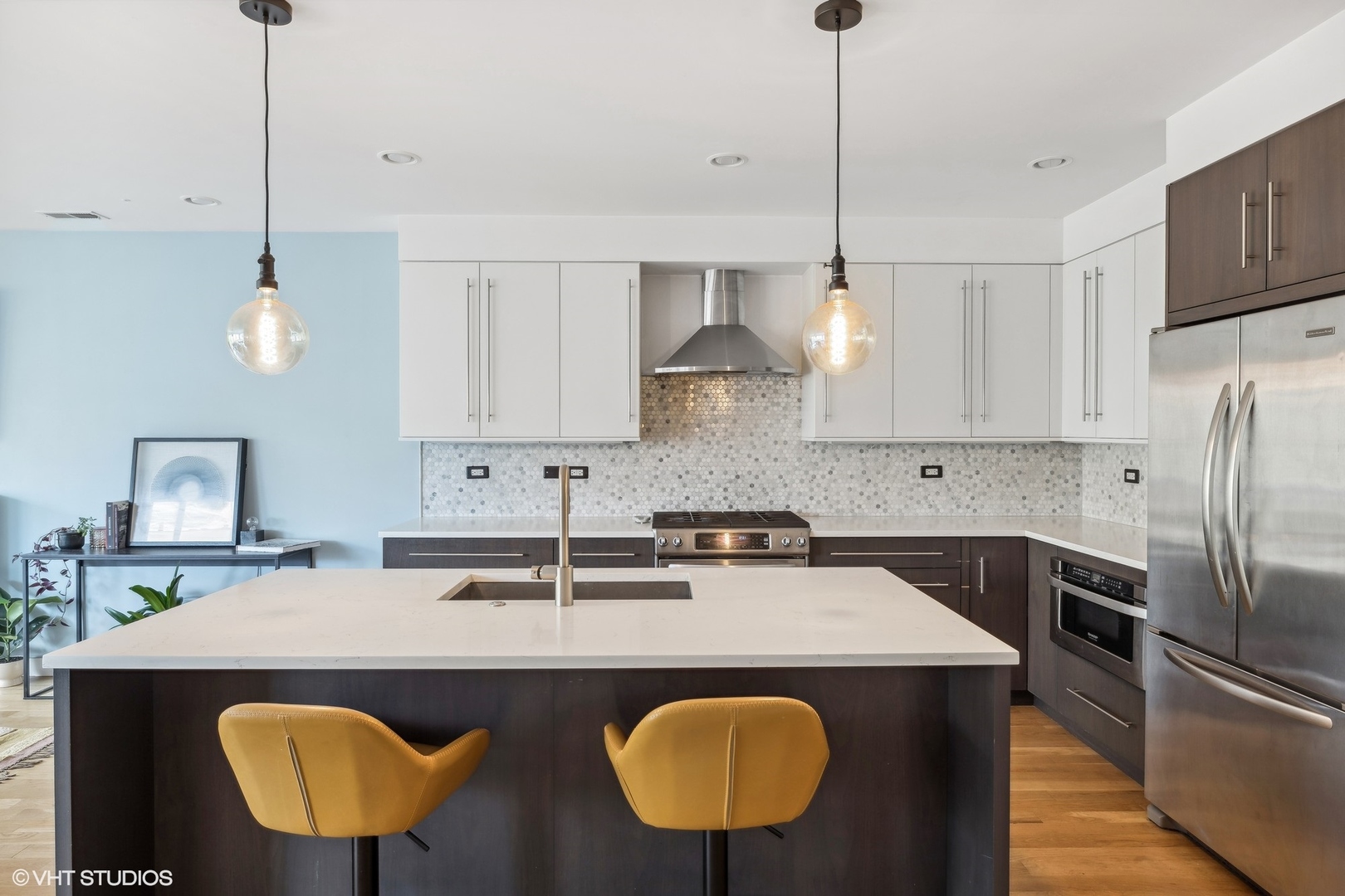 1545 W Fry Street Unit: 2