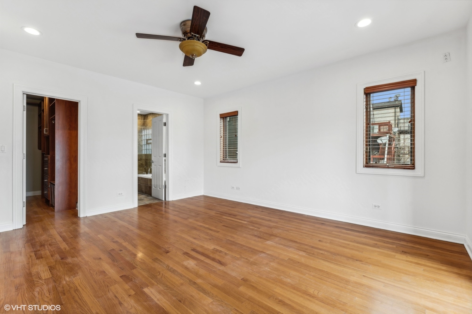 4345 S Indiana Avenue Unit: 2N