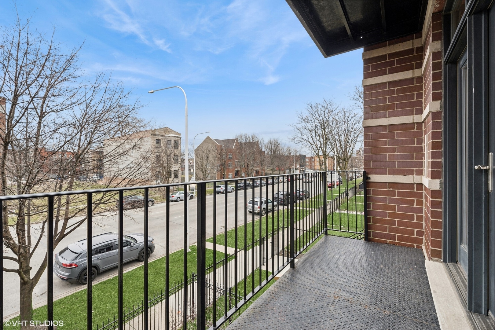 4345 S Indiana Avenue Unit: 2N