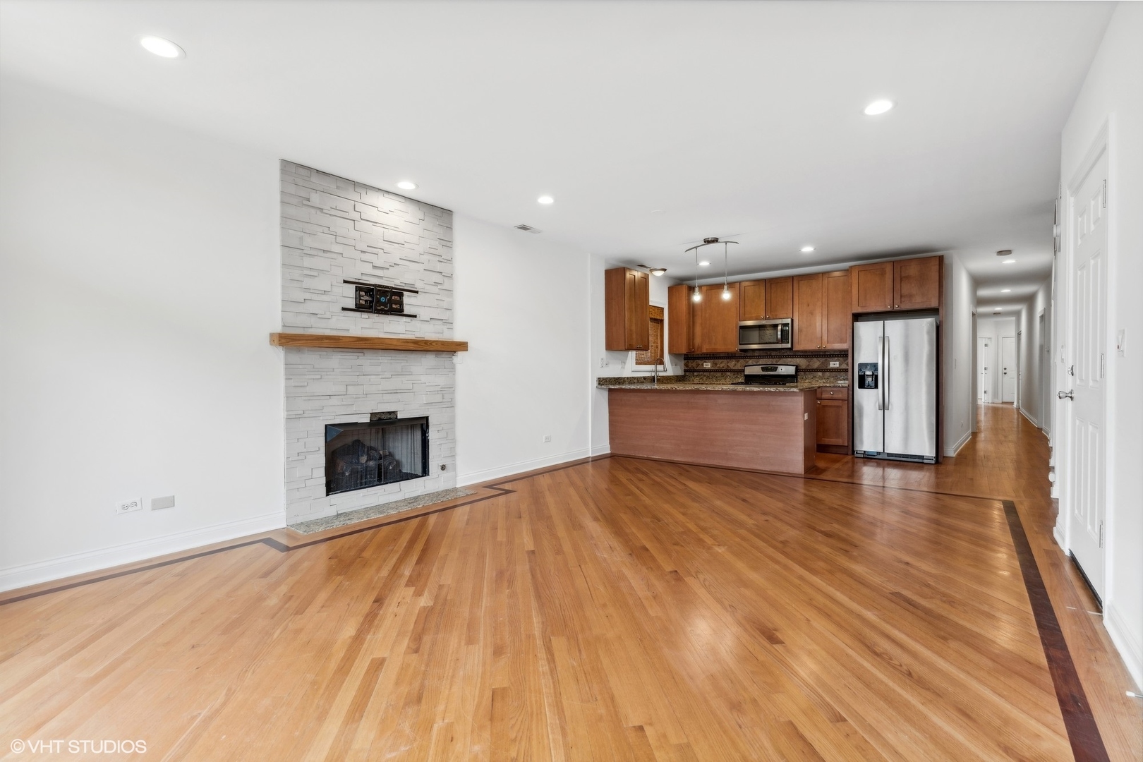 4345 S Indiana Avenue Unit: 2N