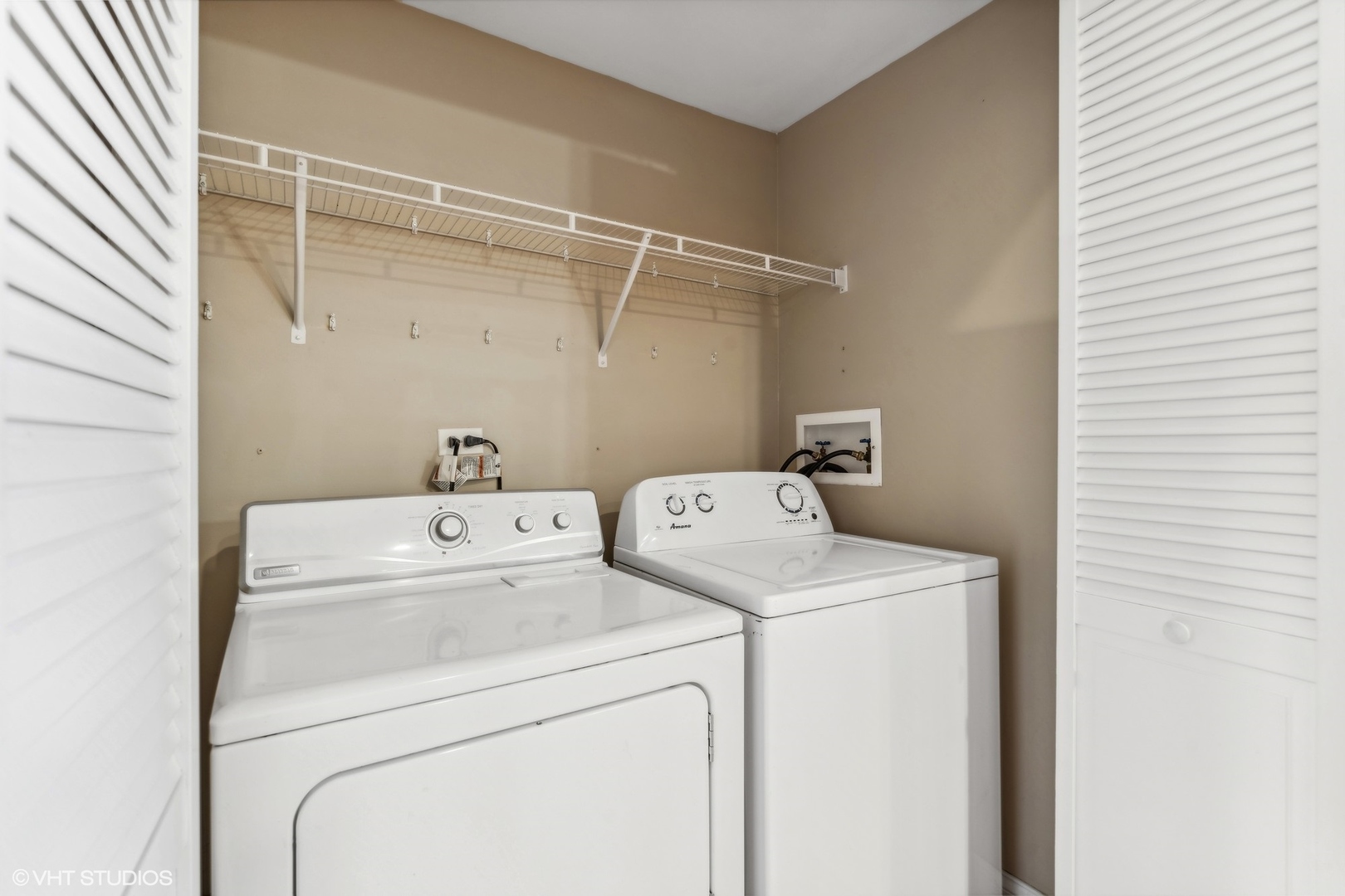 4345 S Indiana Avenue Unit: 2N