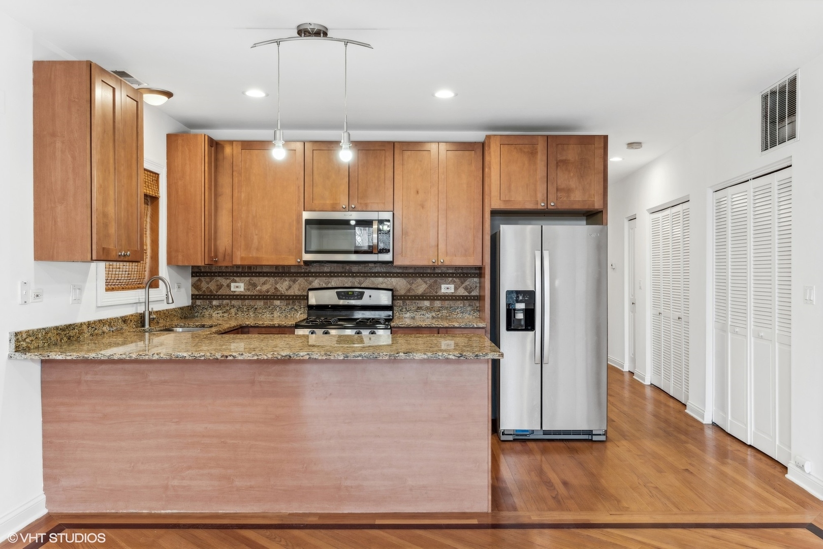 4345 S Indiana Avenue Unit: 2N