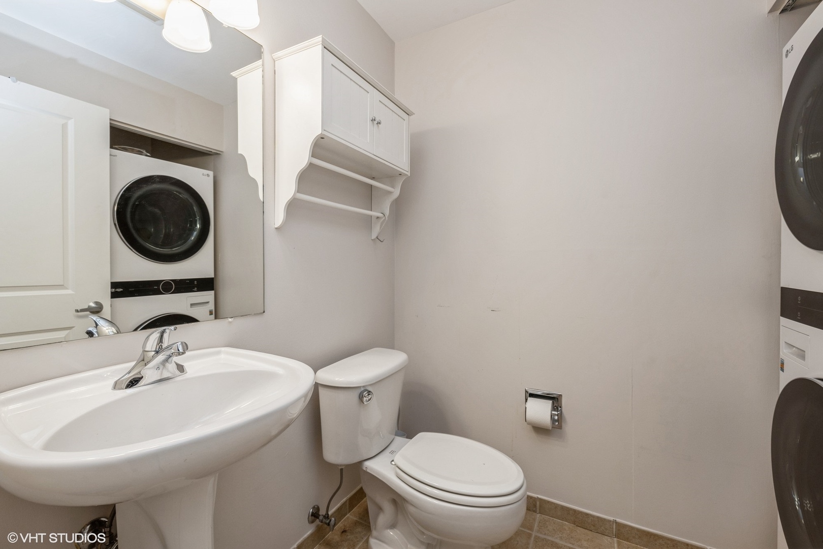 720 W Randolph Street Unit: 1004