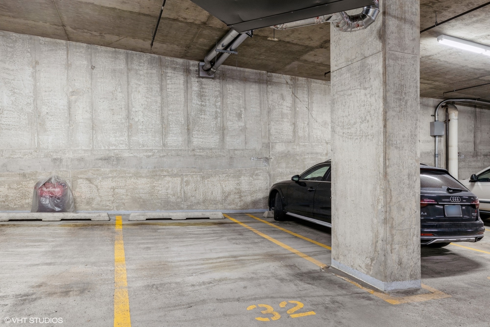 901 W Madison Street Unit: 816