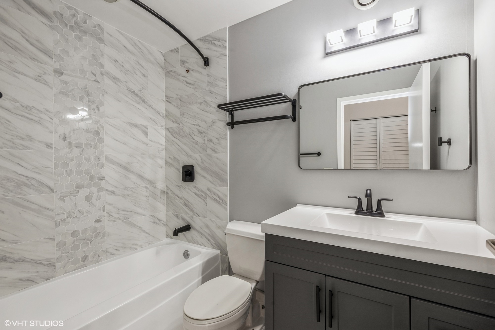 20 N State Street Unit: 705