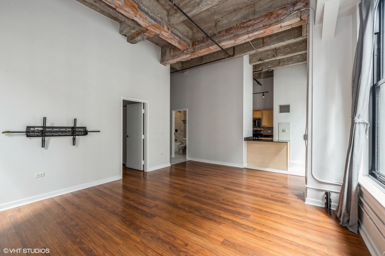 20 N State Street Unit: 705